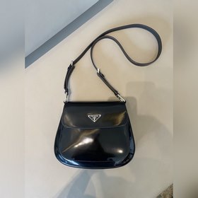 Prada  Большая сумка с клапаном/двумя ремнями Новая модель под м