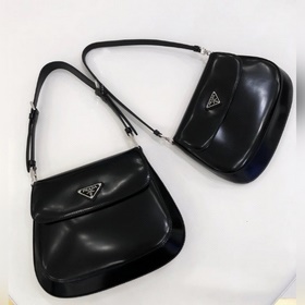 Prada  Большая сумка с клапаном/двумя ремнями Новая модель под м