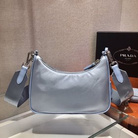 Prada с коробкой, новая модель нейлоновой сумки Hobo от Prada Се