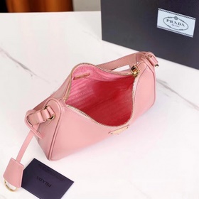 Prada Новый номер модели： 1BC204B Сумка в руке/под мышкой/череда