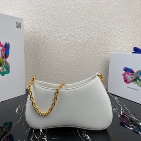 PRADA Подержанная сумка под мышку, полностью из кожи, гладкая, н