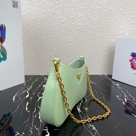 PRADA Новая модель сумки под мышку, артикул： 1BC148, подержанная