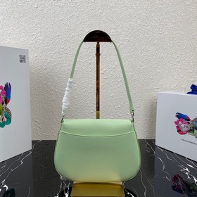PRADA Новейшая женская сумка под мышку Модель： 1BD311 Изготовлен