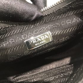 PRADA Hobo кожаная сумка через плечо + бирка Кожаный ремень при