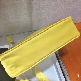 Prada с коробкой Новая модель нейлоновой сумки Hobo для ношения 