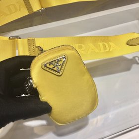 Prada с коробкой Новая модель нейлоновой сумки Hobo для ношения 