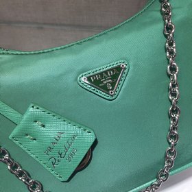 Prada с коробкой Новая модель нейлоновой сумки Hobo для ношения