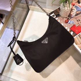 Prada с коробкой Новая модель нейлоновой сумки Hobo для ношения