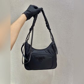 Prada осенне-зимняя коллекция Артикул： 1BC123 Новая сумка из плет
