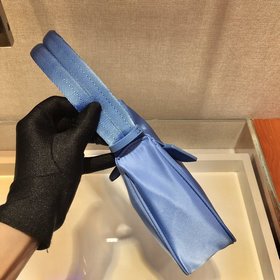 Prada  Улучшенная версия сумки Hobo  Артикул： 1NE515 Сумка в фо