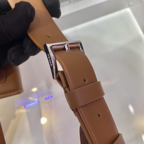 Prada Новая сумка на пояс Новые аксессуары элемент этой небольш
