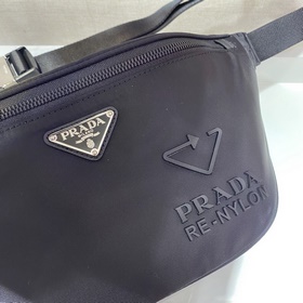 Prada Усовершенствованная поясная сумка/сумка через плечо Модель