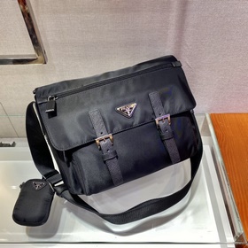 Prada Усовершенствованная сумка почтальона Модель： 1BD671 Эта су