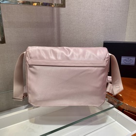 Prada Усовершенствованная сумка почтальона Модель： 1BD671 Розовы
