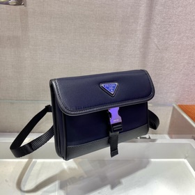 Prada Новая мини-сумка в стиле почтальона Модель： 2ZH108 Новый ц