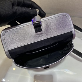 Prada Новая мини-сумка в стиле почтальона Модель： 2ZH108 Новый ц