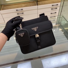 PRADA Модель 2VH110 Мужская сумка-бокс из нейлона Новая модель