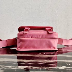 Новейшая сумка-почтальон Prada 3 в 1 Модель： 2VD034 Характерный