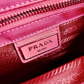 Новейшая сумка-почтальон Prada 3 в 1 Модель： 2VD034 Характерный 