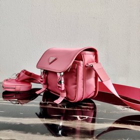 Новейшая сумка-почтальон Prada 3 в 1 Модель： 2VD034 Характерный 