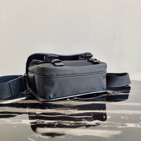 Новейшая сумка-почтальон Prada 3 в 1 Модель： 2VD034 Характерный 