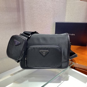 Prada Новая сумка-почтальон Артикул： 2VD041 Эта сумка через плеч