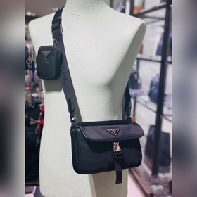 Prada Новая сумка-почтальон Артикул： 2VH133 Эта сумка через плеч