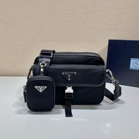 Prada Новая сумка почтальона Модель： 2VH133B Эта сумка через пле