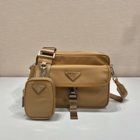 Prada Новая сумка почтальона Модель： 2VH133B Новый цвет Эта сумк