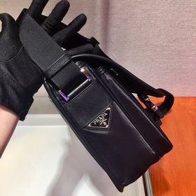 Prada Модель： VA0768 Почтовая сумка Сумка с клапаном из нейлона 