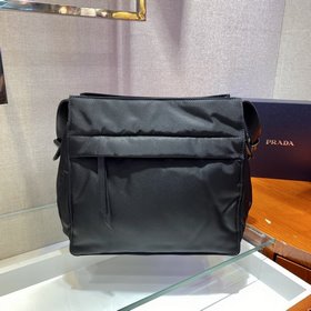 Prada Новая сумка почтальона Эта сумка через плечо/на ремне изго