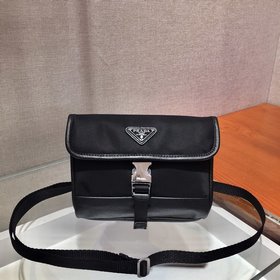 Prada Новая мини-сумка в стиле почтальона Артикул： 2ZH108 Мини