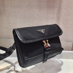 Prada Новая мини-сумка в стиле почтальона Артикул： 2ZH108 Мини