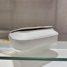 Prada Новая сумка через плечо с цепочкой Модель： 1BD275 Изготов