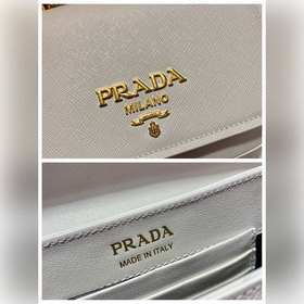 Prada Новая сумка через плечо с цепочкой Модель： 1BD275 Изготов