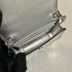 Prada Блестящая сумка Модель： 1MR024 Серебристый зеркальный Эта 