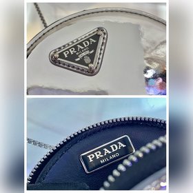 Prada Блестящая круглая сумка для мелочи Артикул： 1NR003 Эта мин