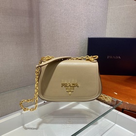 PRADA Сумка с цепочкой Модель： 1BD275 Изготовлена из импортной к