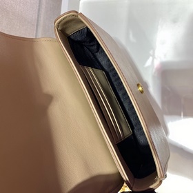 PRADA Сумка с цепочкой Модель： 1BD275 Изготовлена из импортной к