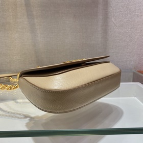 PRADA Сумка с цепочкой Модель： 1BD275 Изготовлена из импортной к