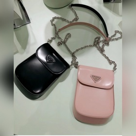 PRADA Новая сумка для мобильного телефона Модель： 1BH185 Эта сум