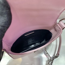 PRADA Новая сумка для мобильного телефона Модель： 1BH185 Эта сум