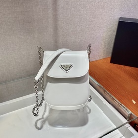 PRADA Новая сумка для мобильного телефона Модель： 1BH185 Эта сум