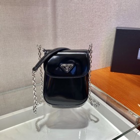 PRADA Новая сумка для мобильного телефона Модель： 1BH185 Эта сум