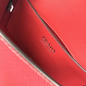 Prada Новый номер модели： 1BD127 Кожа Saffiano, кожа с грубой те