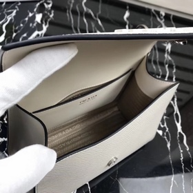 Prada Новый номер модели： 1BD127 Кожа Saffiano, кожа с грубой те
