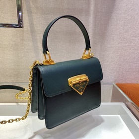 Prada маленькая сумка на цепочке Новая коллекция осень-зима Арти