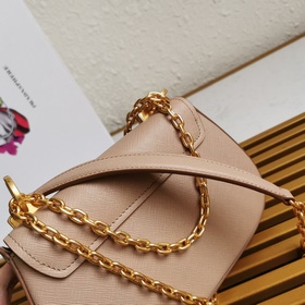 Prada сумка с цепочкой Модель： 1BD275 Изготовлена из импортной ко