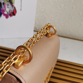 Prada сумка с цепочкой Модель： 1BD275 Изготовлена из импортной ко