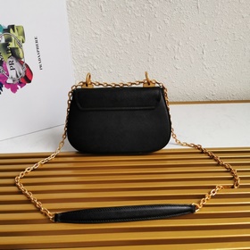 Prada Модель： 1BD275 Изготовлена из импортной кожи Saffiano, с п